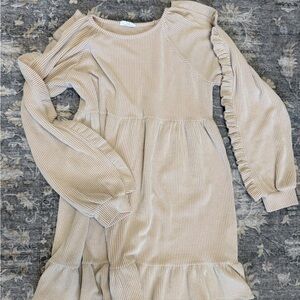 Fantastic Fawn - Ruffle hem dress